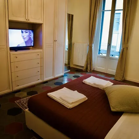 Splendido Trilocale Zona Isola Apartment *